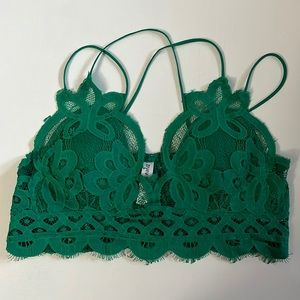 Pretty Lace Bralette with pads